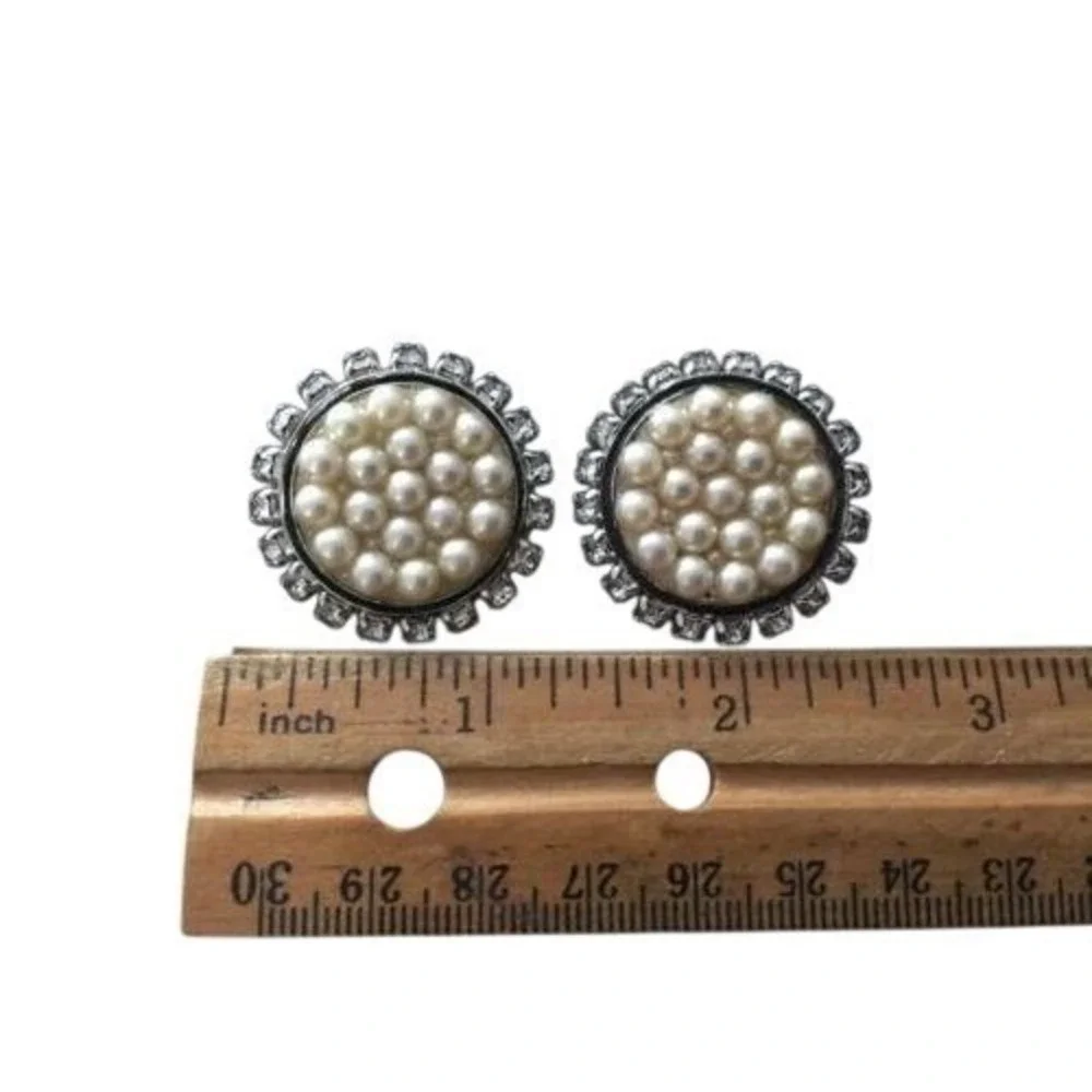 Vintage Faux Pearl Black‎ Enamel Smoky Rhinestone Silver Plated Clip On Earrings